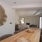 Alegria فيلة